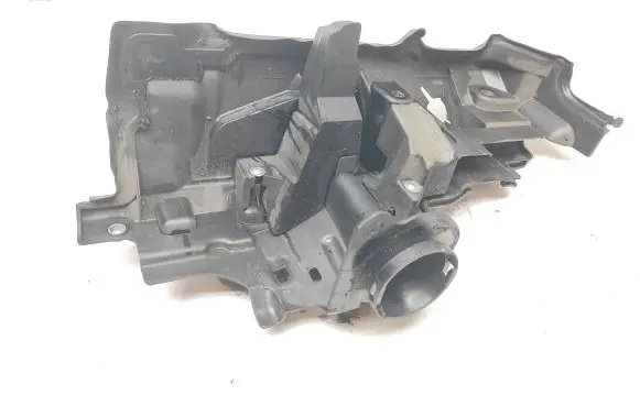 Engine cover (trim)