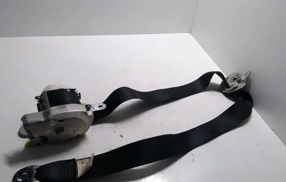 Toyota Corolla Verso AR10 Front seatbelt 7P1150P