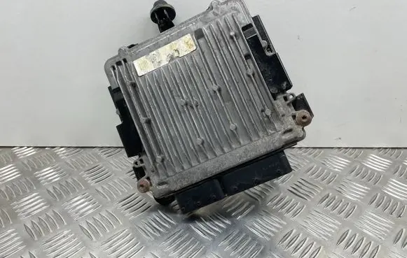 Mercedes-Benz E C207 W207 Engine control unit/module A6429003401 A6429011600