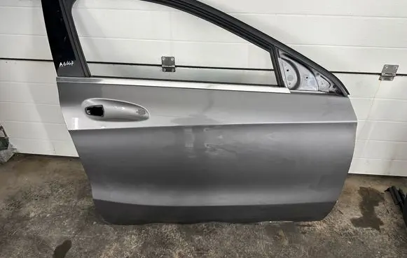 Mercedes-Benz A W176 Front door 