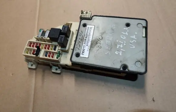 Chrysler Sebring (ST-22 - JR) Comfort/convenience module 04602234AJ