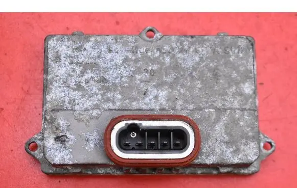 Audi A6 Allroad C5 Voltage converter/converter module 5DV008290-00
