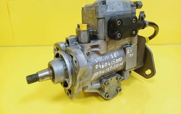 Volvo S80 Fuel injection high pressure pump 0460415990 074130110M