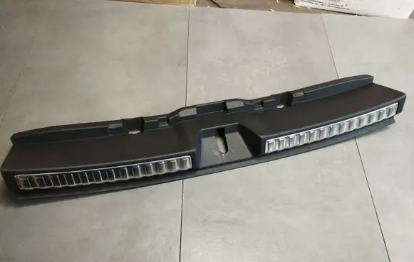 Audi A5 Trunk/boot sill cover protection 8B9863471