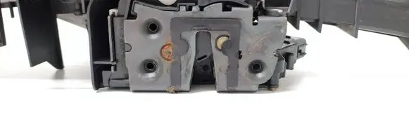Ford Focus C-MAX Front door lock 240000108