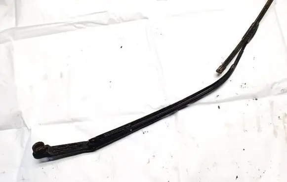 Mazda CX-7 Front wiper blade arm