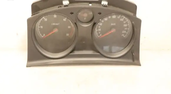 Opel Astra H Clock 