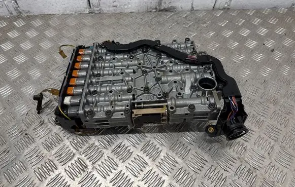 Audi Q5 SQ5 Transmission gearbox valve body 1087128557 957976 745383