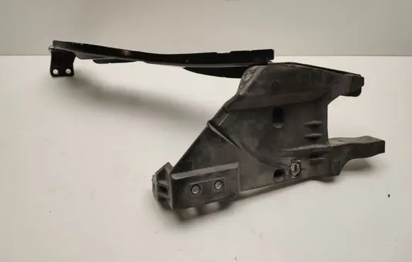 Mercedes-Benz E W212 Headlight/headlamp mounting bracket A2126200191