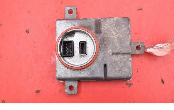 Audi A5 8T 8F Voltage converter/converter module 8K0941597