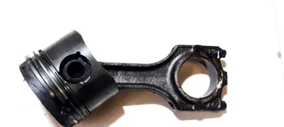 Opel Omega B1 Piston with connecting rod 989F