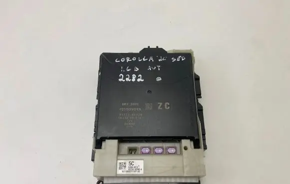 Toyota Corolla E210 E21 Fuse box set 8922102720 MB2381008182