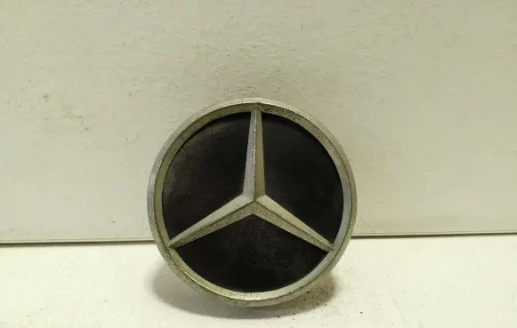 Mercedes-Benz C W203 Original wheel cap