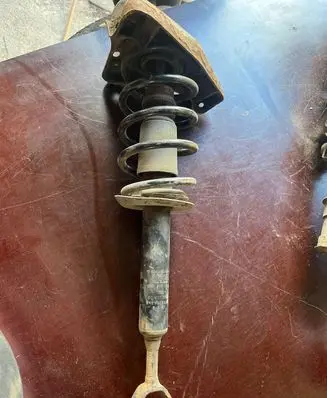 Volkswagen PASSAT B5 Front shock absorber with coil spring 3B0413031 1020433080