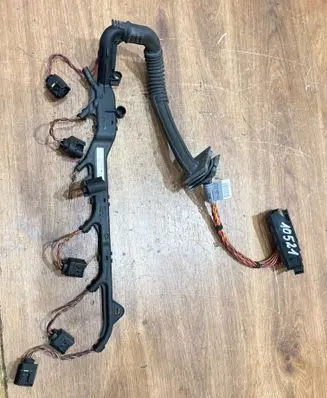 BMW 3 E90 E91 Fuel injector wires 7801100 756028510 EMA62UA