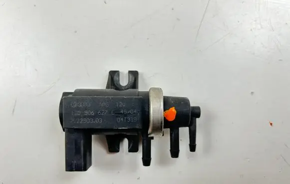 Volkswagen Touareg I Turbo solenoid valve 1J0906627C