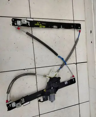 Ford B-MAX Front door window regulator with motor 