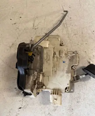 Audi A6 S6 C6 4F Front door lock