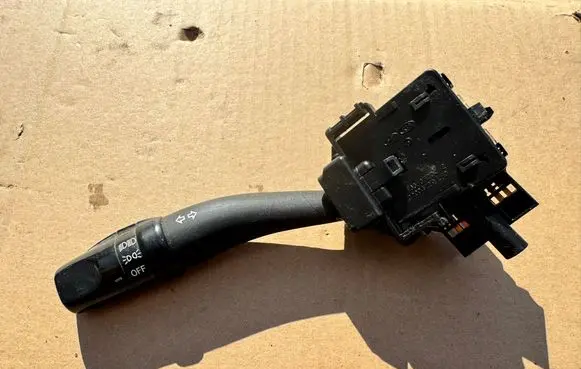 KIA Carens II Indicator stalk 202004727 693300003