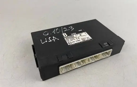 Subaru Legacy Alarm control unit/module 88281AJ52A