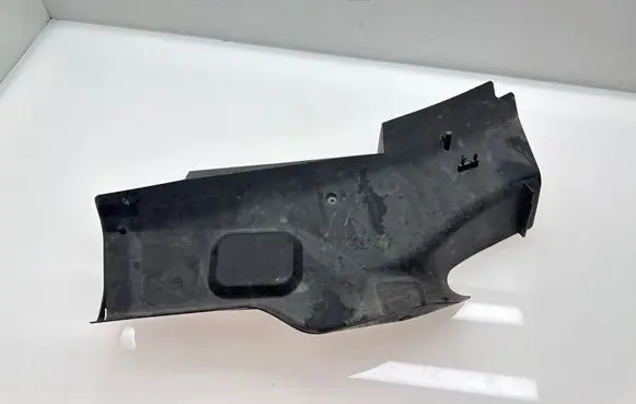 Volkswagen PASSAT B8 Other engine bay part 3G2815159A