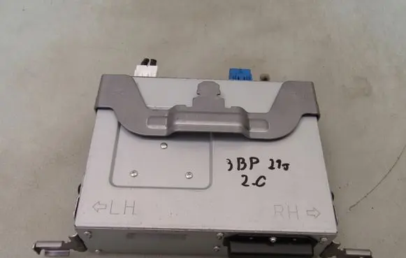 Mazda 3 Radio/CD/DVD/GPS head unit BDMC669C0R CLMM28E0JT