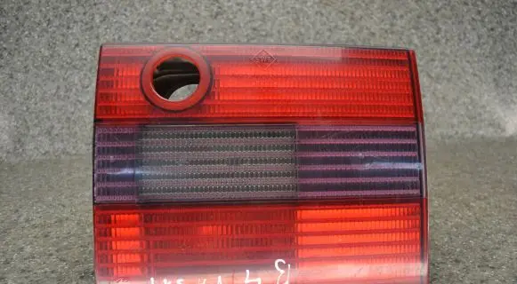 Volkswagen PASSAT B4 Tailgate rear/tail lights 3A9945108C
