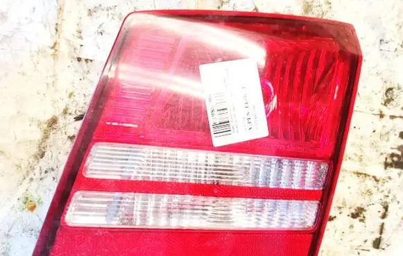 Dodge Journey Tailgate rear/tail lights 04806368aa vp8ldx-13b504-b