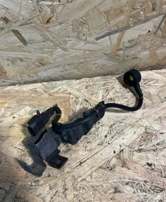 Mercedes-Benz E C207 W207 Detonation knock sensor A6510940641