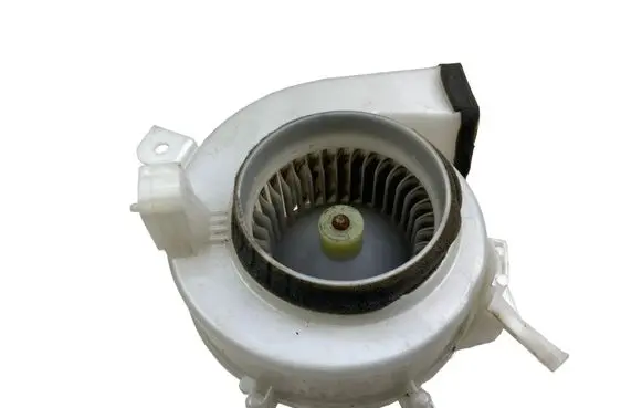 Toyota Prius (XW20) Heater fan/blower 8713047070