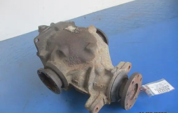 BMW X3 E83 Rear differential