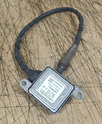 Mercedes-Benz V Class W447 Lambda probe sensor A0009058411