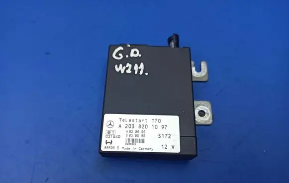 Mercedes-Benz E W211 Phone control unit/module A2038201097