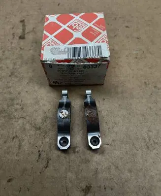 BMW 3 E30 other engine part 03337 11331709063