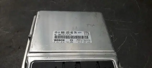 Mercedes-Benz Vaneo W414 Engine control unit/module ECU A6681530779