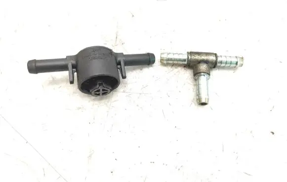 Audi A8 S8 D2 4D Fuel line pipe 057127247
