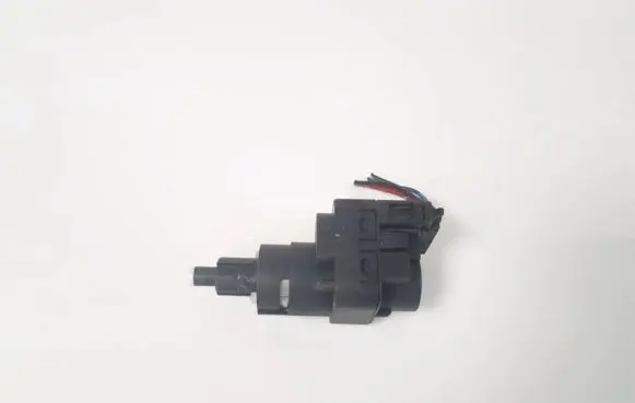Skoda Fabia Mk1 (6Y) Brake pedal sensor switch 6q0945511