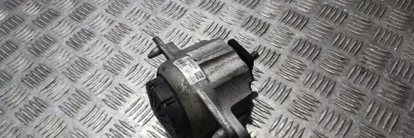Jaguar F-Pace Engine mount bracket JK836A002