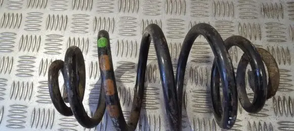 Audi A6 S6 C5 4B Rear coil spring
