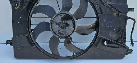 Opel Astra J Electric radiator cooling fan 13267634 13289627