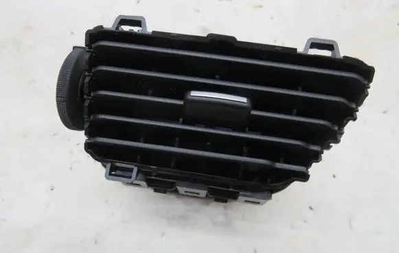Renault Kadjar Dashboard side air vent grill/cover trim GMAUTO4574097
