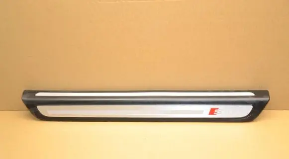 Audi Q5 SQ5 Front sill trim cover 8R0853373C 11054