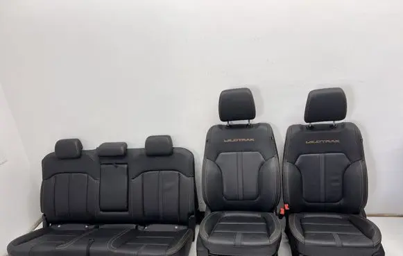 Ford Ranger IV Seat set 