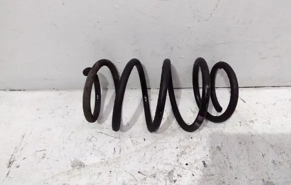 Nissan Qashqai Front coil spring