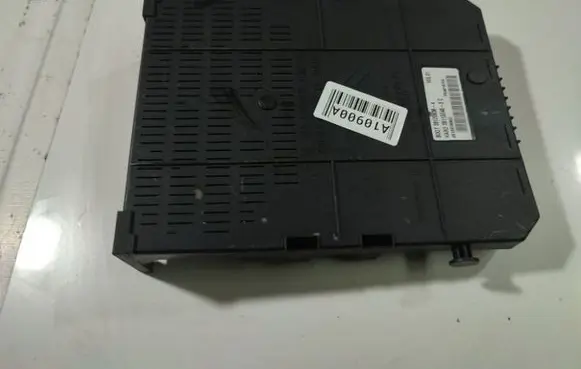 Citroen C5 Comfort/convenience module V0501