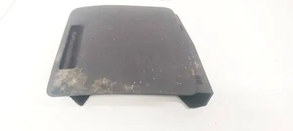 Volkswagen Cross Polo Glove box 6R1863072
