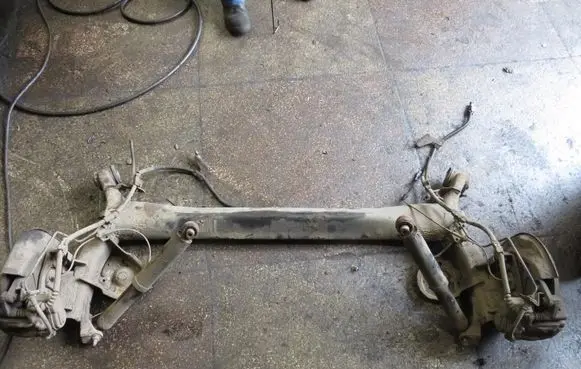 Nissan Qashqai Rear axle beam with reductor KRIS235789