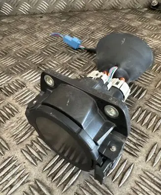 Mitsubishi Outlander Electric car charge socket 73ld1001