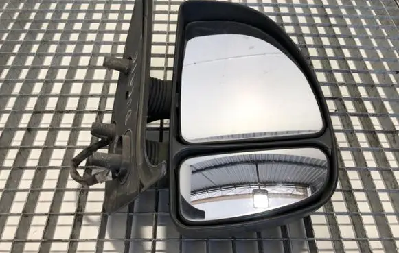 Front door electric wing mirror