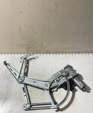 Opel Zafira A Front door window regulator with motor 90579572